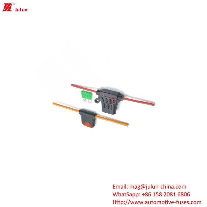Stabilitas Auto Blade Fuse / Box To New Energy Automobile Electronic Circuit Protection Terminal Material Tembaga Material Kontak