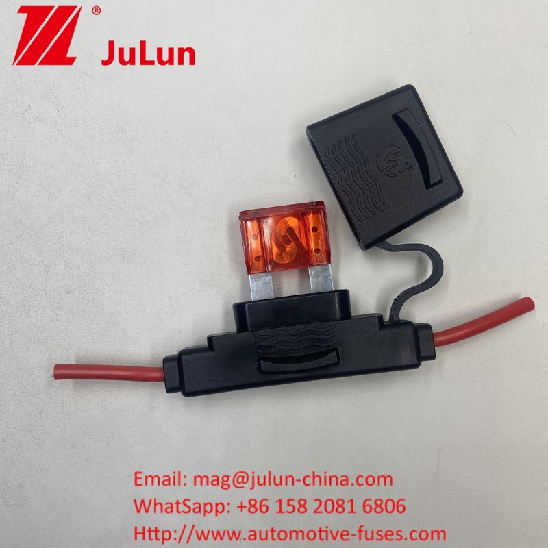 Desain Waterproof Car Fuse Holder Unit Distribusi Daya Otomotif Dan Fuse Reducer Untuk Sistem Tenaga Surya Untuk Unit Tutup Kotak Untuk Panel Kontrol Telekomunikasi,
