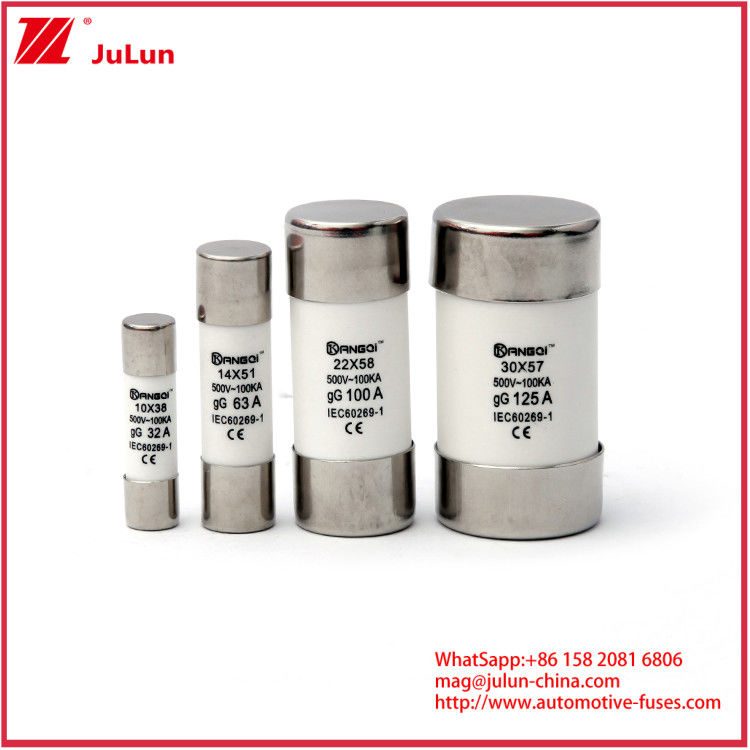 Fuse Keramik Otomotif 20A 1000VDC Fuse PV Patah 10*38mm 14*51mm 20*65mm Kapasitas Dengan Kemampuan Substitusi 1000VDC 10A 15A 25A 30A Dan Standar Keamanan IEC