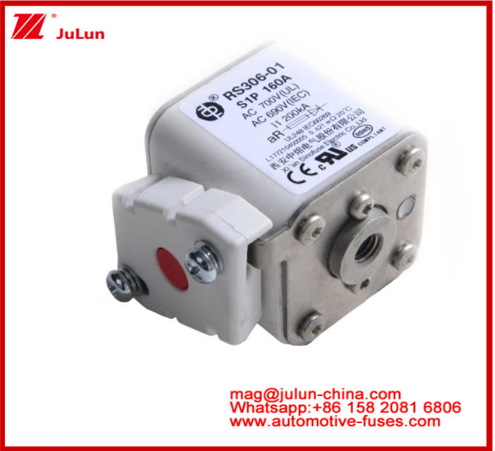 RS306-01-S1P160A AC700 ((UL) AR AC690V ((IEC) 200KV Square Ceramic Fuse EV Or HEV Stud-mount Ukuran Kecil Daya Putus Perlindungan Sirkuit Singkat Listrik Berkualitas Tinggi