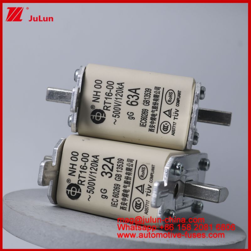 NH00 RT16-00 16A 500V 120KA Keramik Anl Fuse Mobil Bolt Stud Mount Untuk EV / HEV