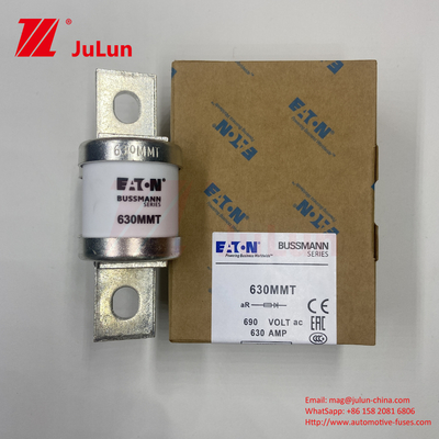 690V Fuse Keramik Otomotif M6/M8 Twin Flat Plate Bolt Type 0.43kg Solusi Fuse Tugas Berat