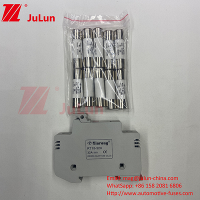 Solar Pv Fuse / Din Rail Solar Fuse Holder untuk Inverter 1500VDC 1000VDC 500VDC 10A-63A 30kA