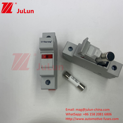 Perlindungan fotovoltaik surya RT18-32 15A 20A 32A Pemegang sekering dengan indikator LED untuk S