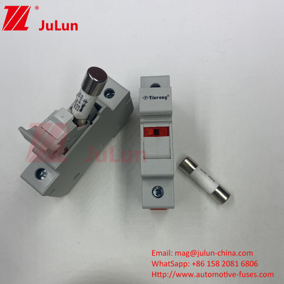 Fuse PV Surya Untuk Solar Inverter PV-32X 1000V 32A Fast Acting Fuse Perlindungan Sirkuit Dc Fuse Solar Man