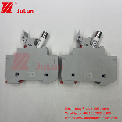 1000VDC 1500VDC 500VDC DIN Rail Solar Panel DC 32 Amp Solar Fuse Holder Dengan Fuse Untuk PV Pho