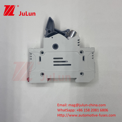 500VDC Solar Pv Fuse Dc Fuse Keramik Dengan Pemegang Untuk Sistem Surya 14 * 51mm 1000DC