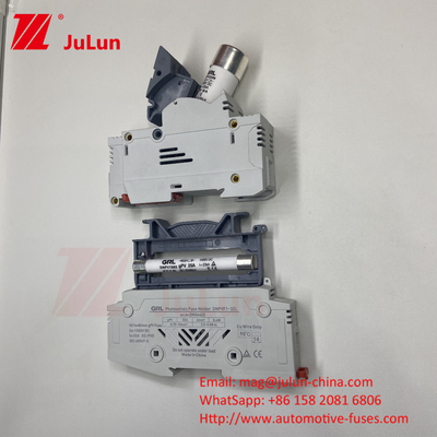 Fuse PV Surya Dengan Elemen Fuse Tembaga Bahan RO17 Fast Blow Keramik DIN Rail Moun 22x58MM Italweber Fuse 500V