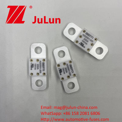 ASTM A202001-100A 150VDC Fuse Keramik Otomotif Ukuran Kecil Rekomendasi Torsi ketat 11-13N·m untuk M8 Perlindungan sirkuit pendek dengan arus tinggi