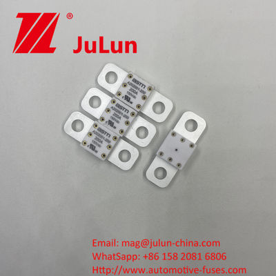 Kendaraan Keramik A202001-400A 150VDC Sekring Karakteristik Listrik 1.0 Dalam 4 Jam 3.0 Dalam 10s Maks. Jarak Lubang 39mm