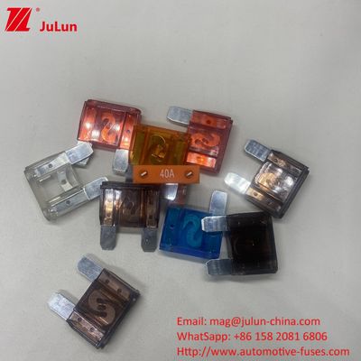 50A 32VDC Tegangan Rating Blade Mobil Fuse Otomotif