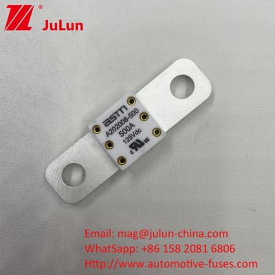 Fuse ASTM Otomotif 150A 125VDC 20KA Pada Baterai Mobil