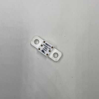 150A 150VDC Power Conversion Ceramic Automotive Fuses Kapasitas Patah Tinggi 16KA 20KA dengan Torsi Tekanan Rekomendasi 11-13N·m Untuk M8