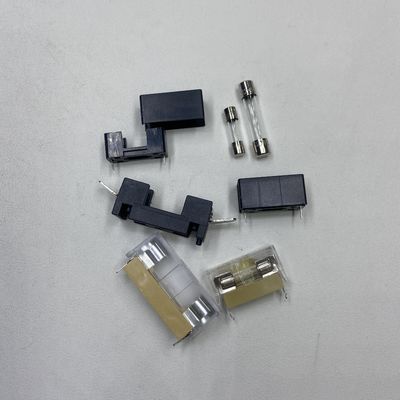 6*30mm 5*20mm Panel Mounted Hitam 25A 250V Glass Fuse Holder