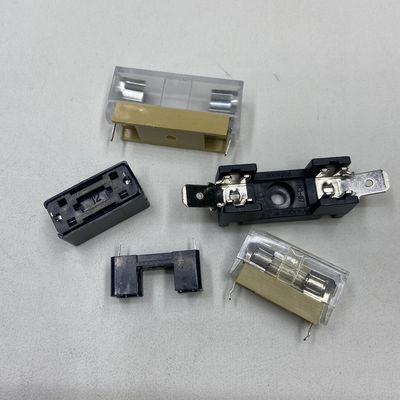 Fuse pemegang 5 * 20mm tegangan maksimum 10A 250VDC Fuse keramik 6x30mm pada PCBA