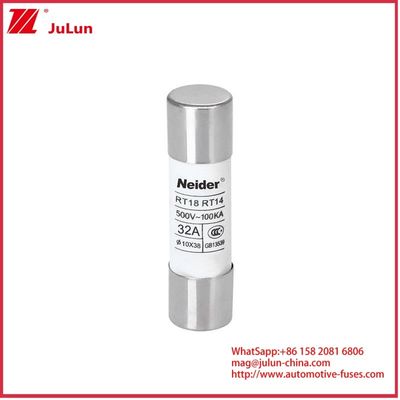 Kemampuan Penggantian 1000VDC 10A 15A 20A 25A 30A Solar GPV DC Fuse Untuk Perlindungan Listrik