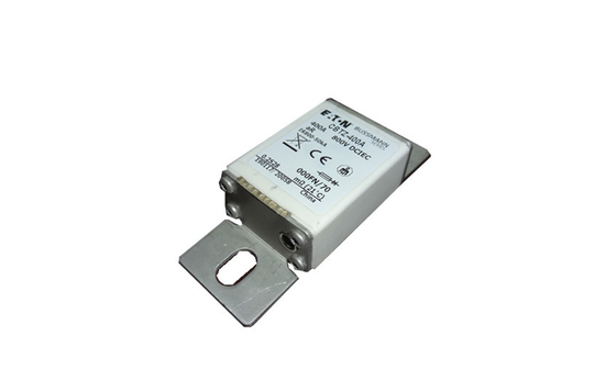 CBTZ 800VDC 25A-400A Baut Pada Sekering Perlindungan Sirkuit Cepat untuk Sistem Tumpukan Pengisian DC